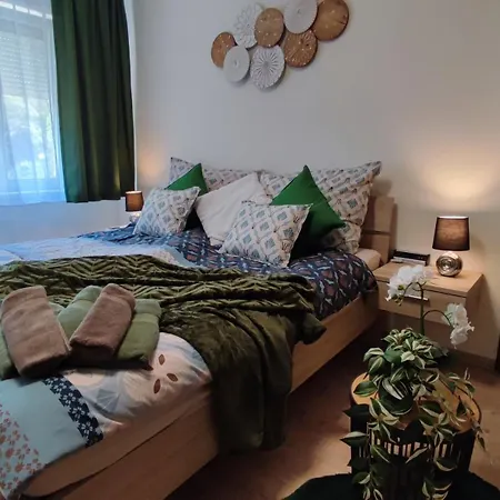 Fehervar Cappuccino Center, Ac, Easy Parking Секешфехервар