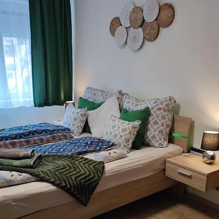Apartment Fehervar Cappuccino Center, Ac, Easy Parking *