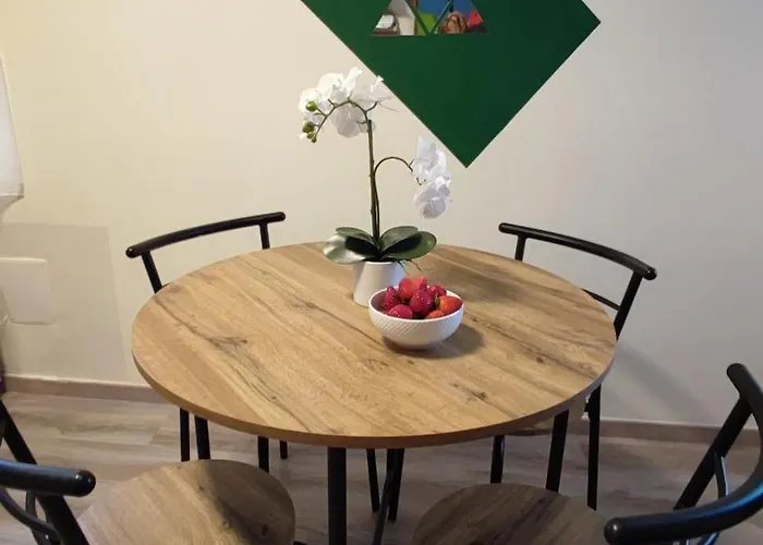 Fehervar Cappuccino Center, Ac, Easy Parking Szekesfehervar