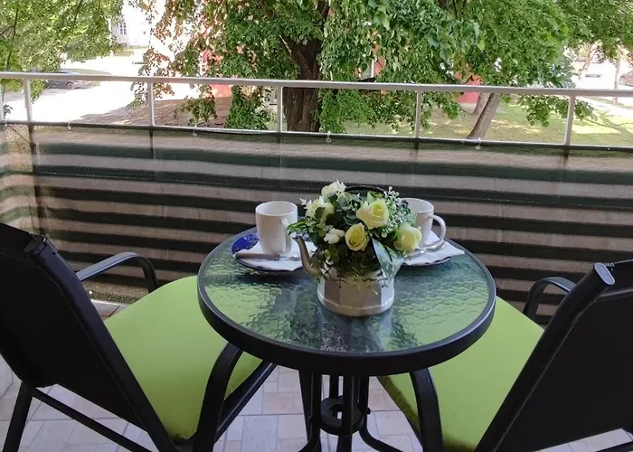 Fehervar Cappuccino Center, Ac, Easy Parking *
