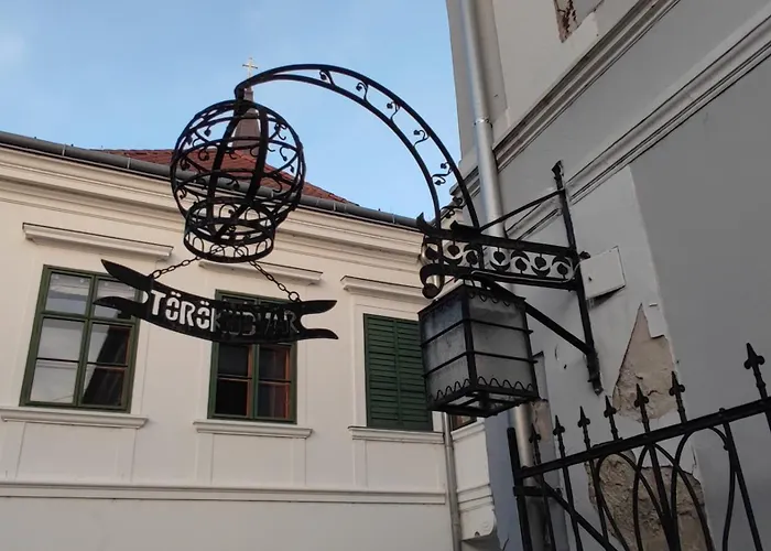 Fehervar Cappuccino Center, Ac, Easy Parking