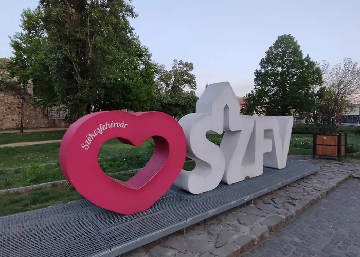 Fehervar Cappuccino Center, Ac, Easy Parking * Székesfehérvár