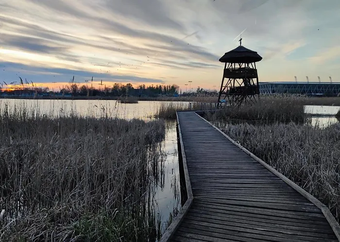 Fehervar Cappuccino Center, Ac, Easy Parking Szekesfehervar